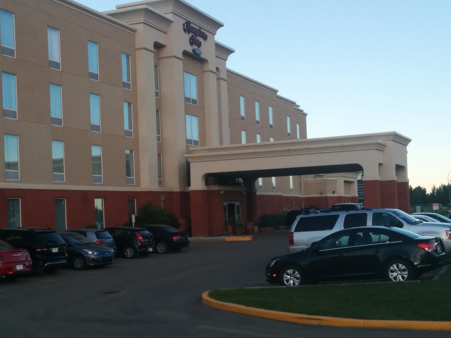 Hampton Inn By Hilton Fort Saskatchewan Exterior foto